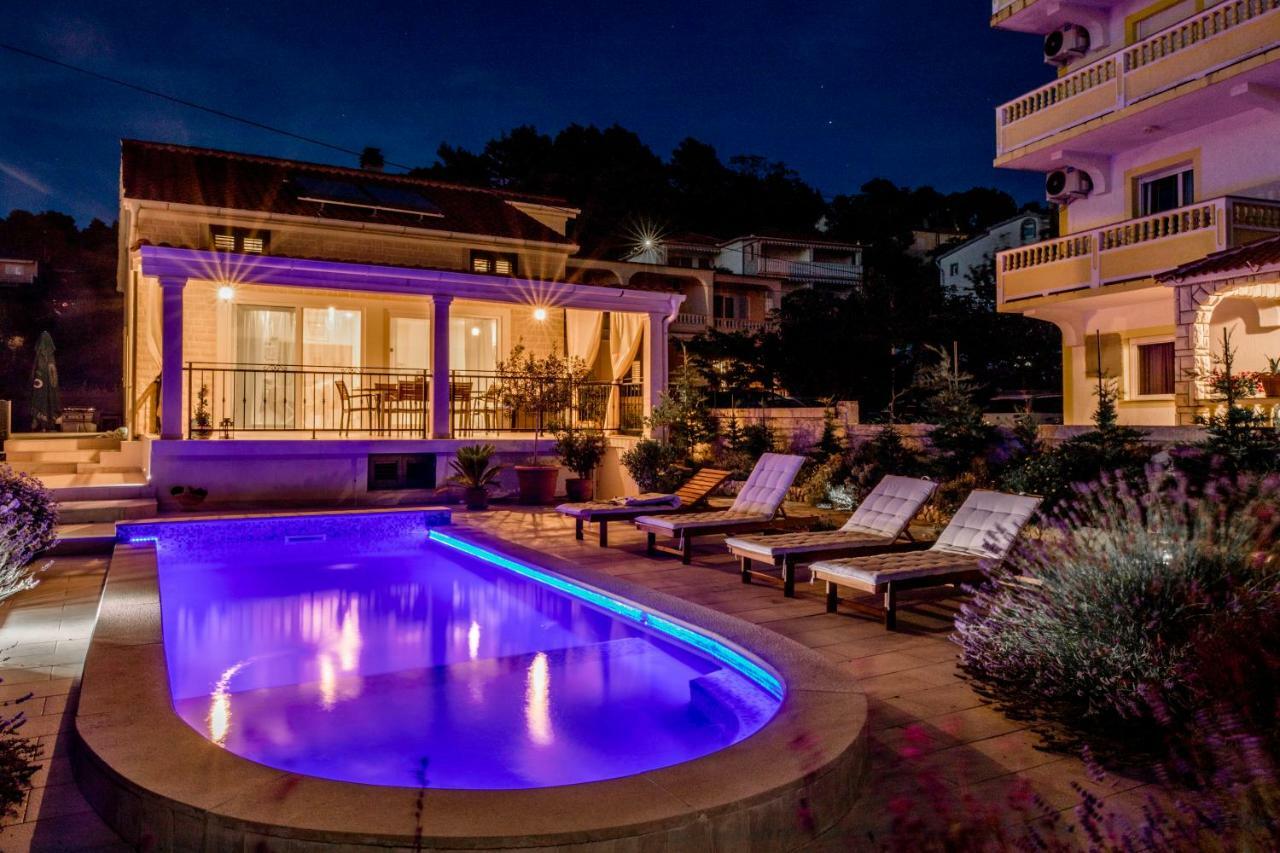 Villa Bella Banjol Exterior photo